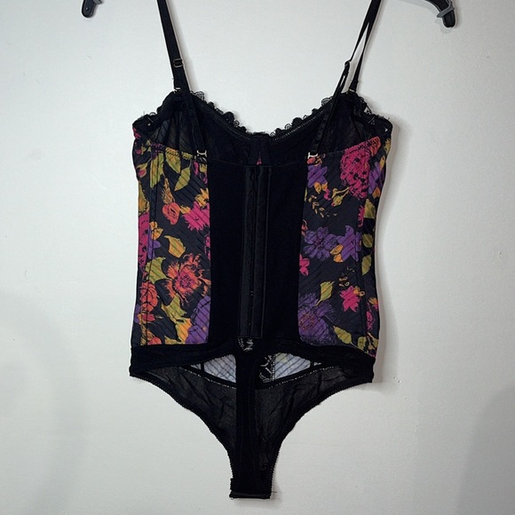 Free People Multicolored Lace Corset bodysuit Sz XS NWOT - Picture 8 of 10